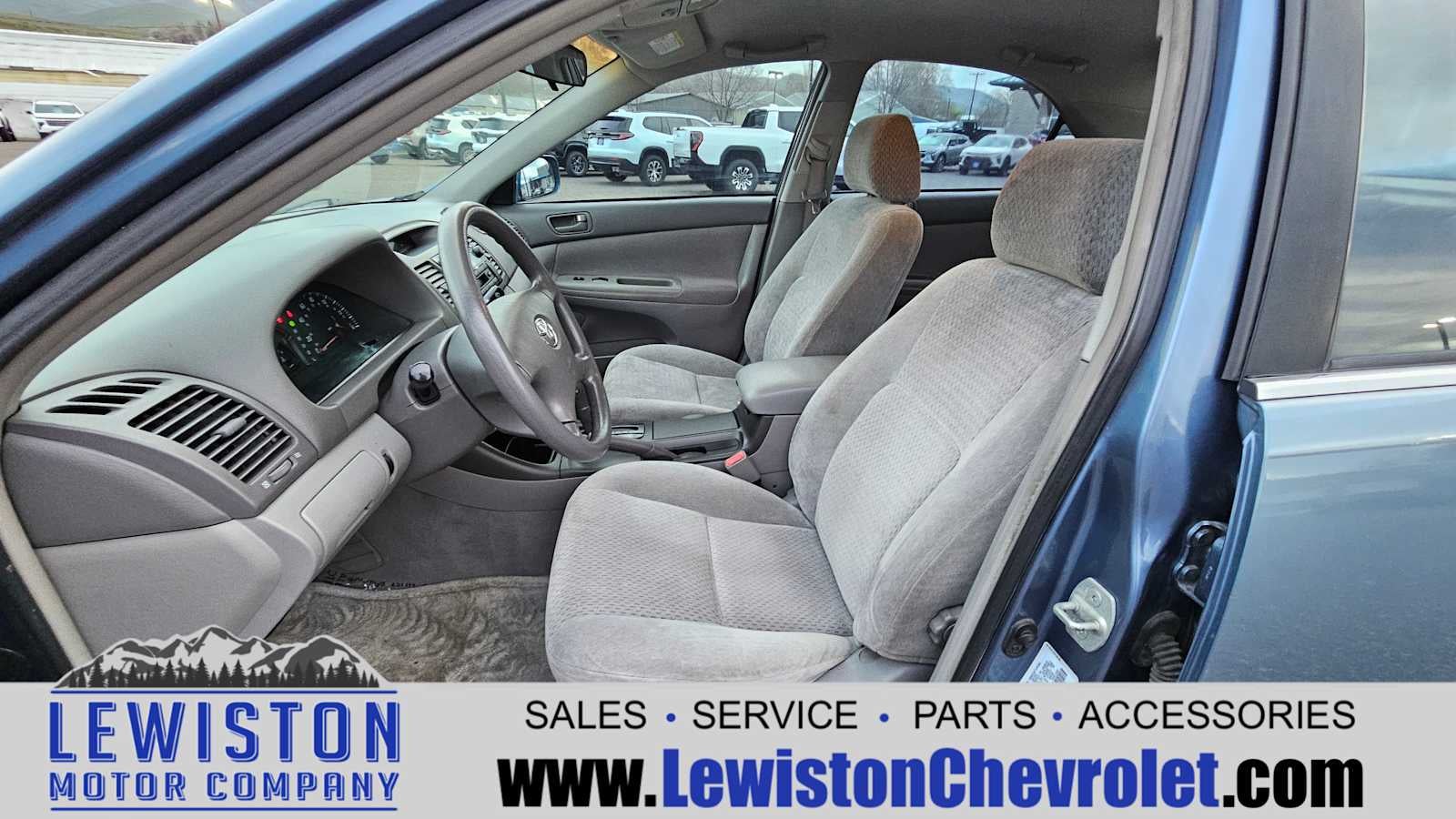 2002 Toyota Camry LE