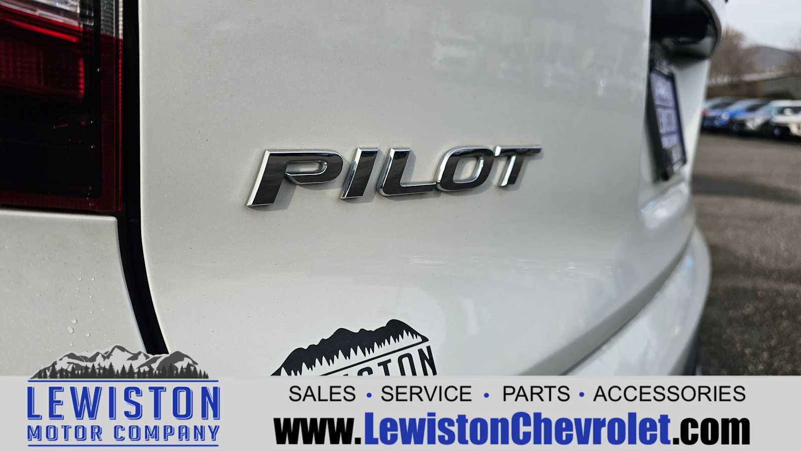 2022 Honda Pilot TrailSport