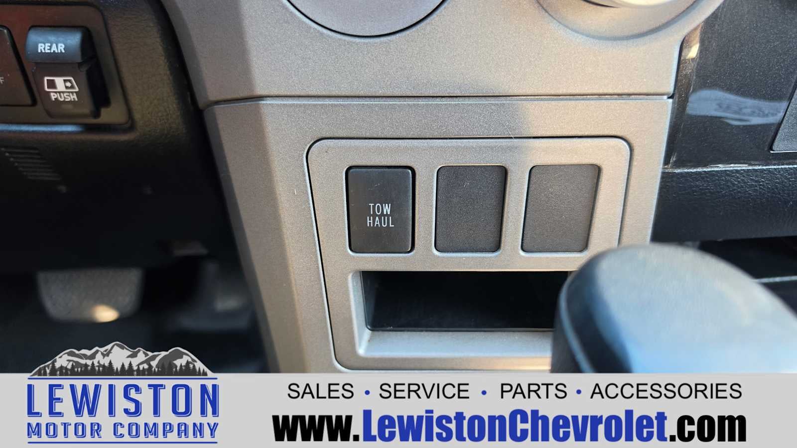 2012 Toyota Tundra Grade 4.6L V8