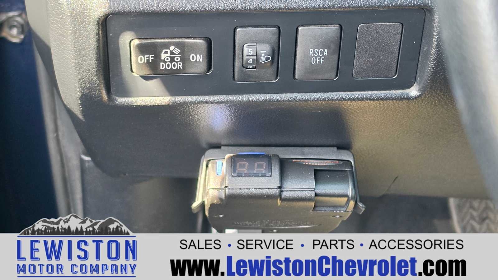 2012 Toyota Tundra Grade 4.6L V8