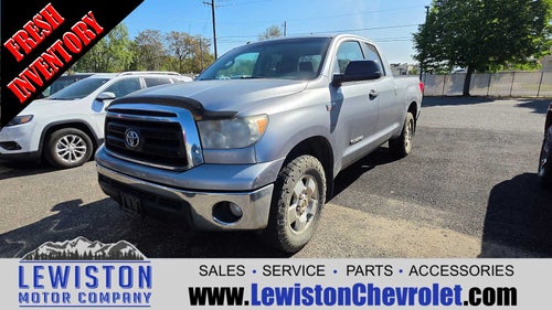 2013 Toyota Tundra 4WD Truck GRADE