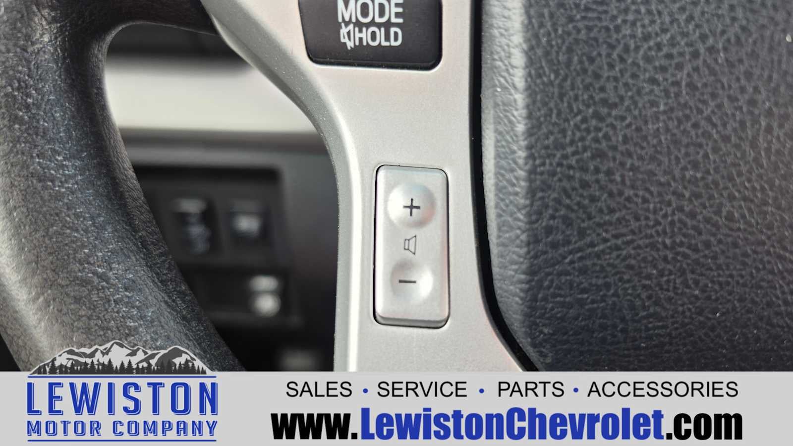 2014 Toyota Tundra SR5 5.7L V8