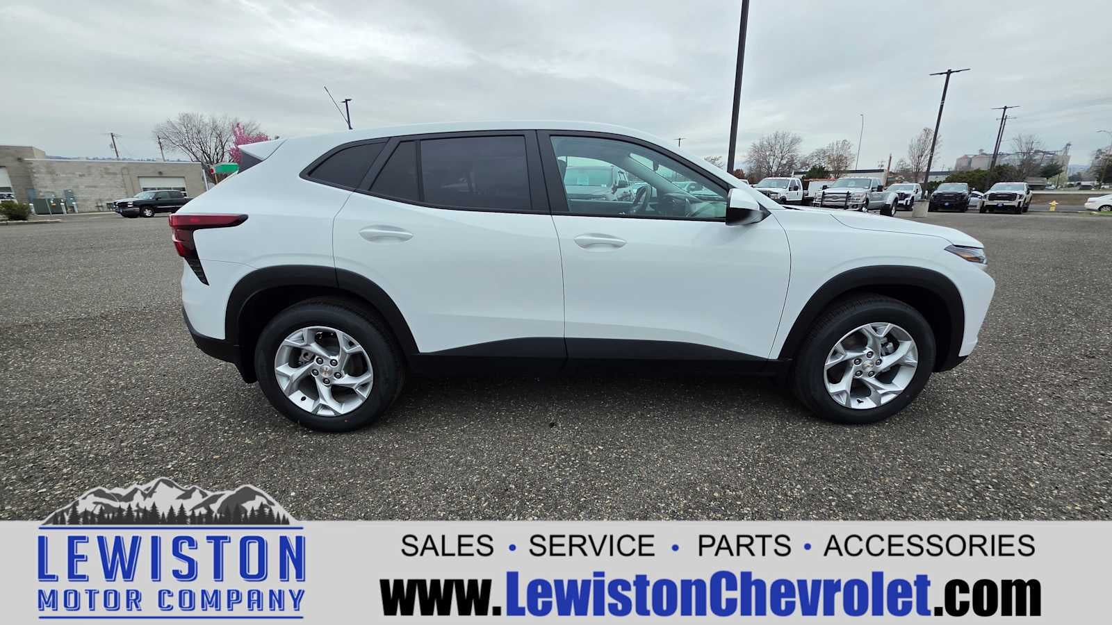 2026 Chevrolet Trax LS