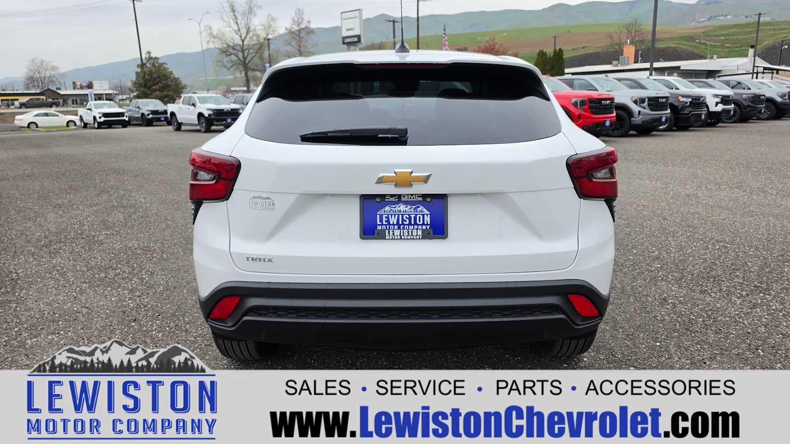 2026 Chevrolet Trax LS