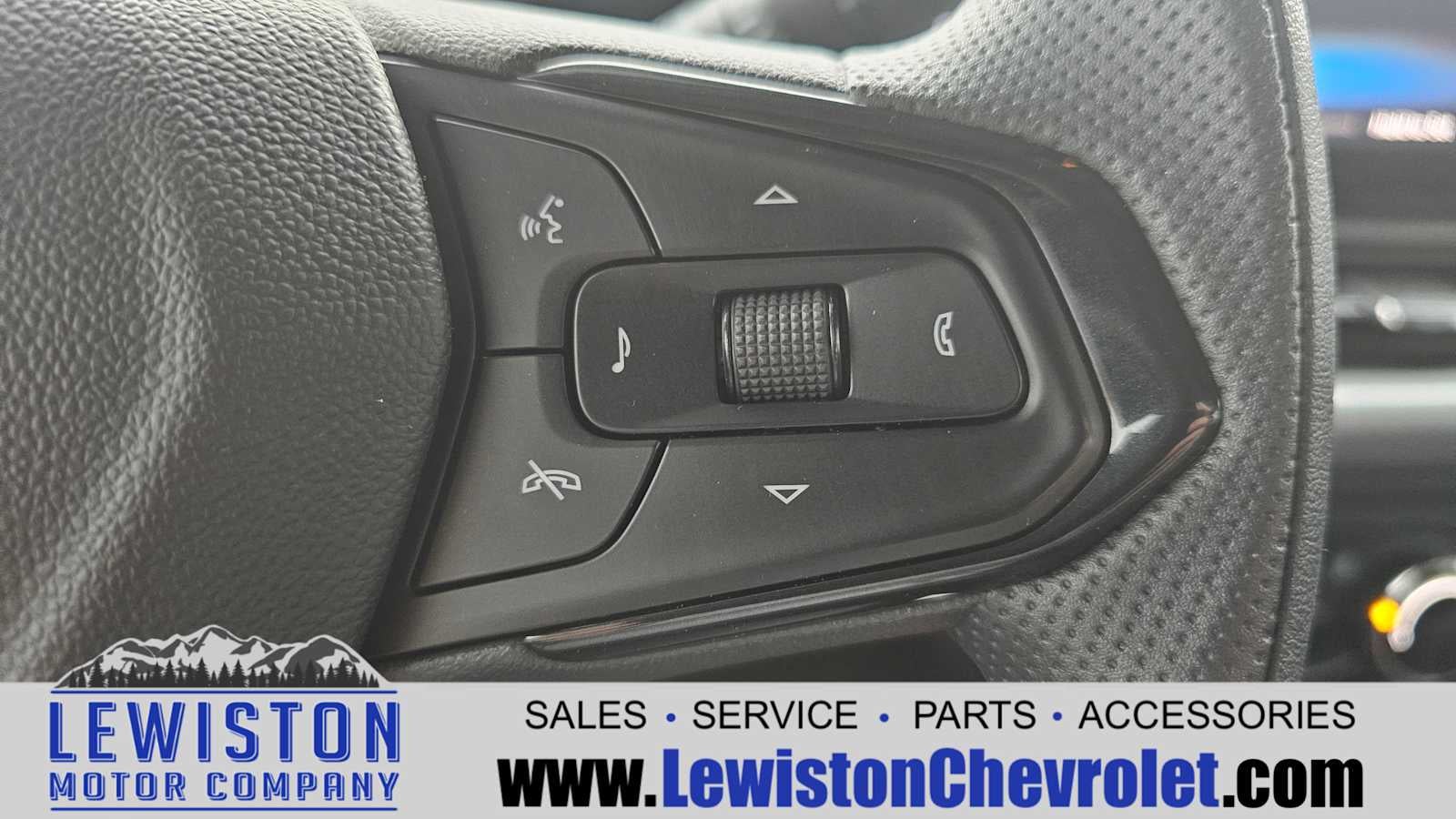 2025 Chevrolet Trailblazer LS