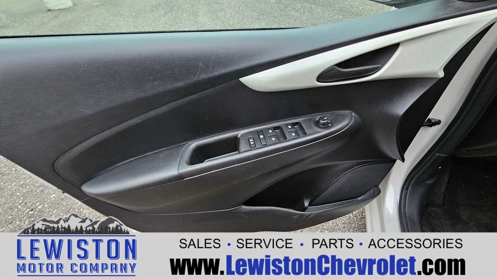 2016 Chevrolet Spark LT