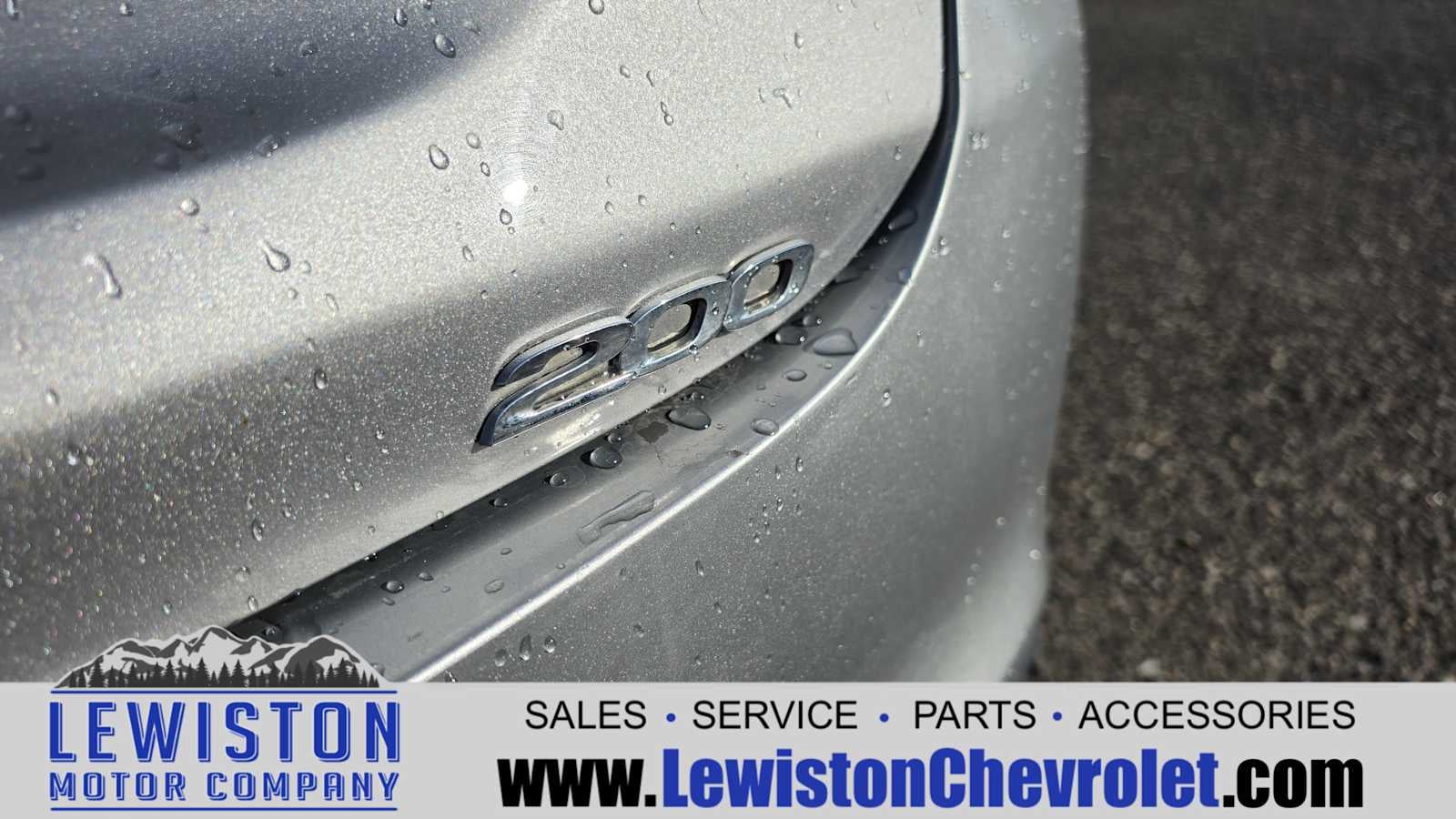 2015 Chrysler 200 Limited