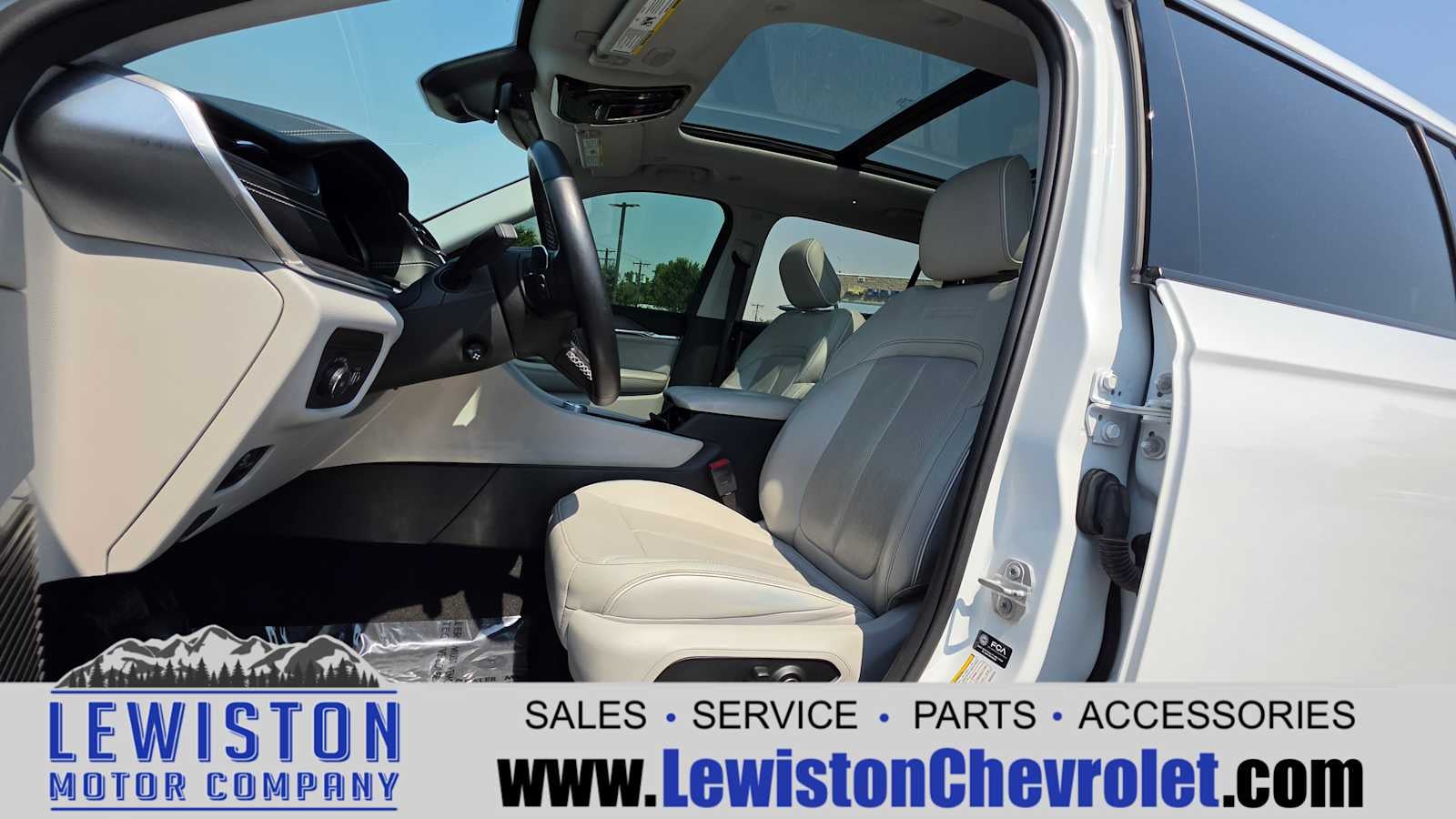 2022 Jeep Grand Cherokee L Overland 4x4