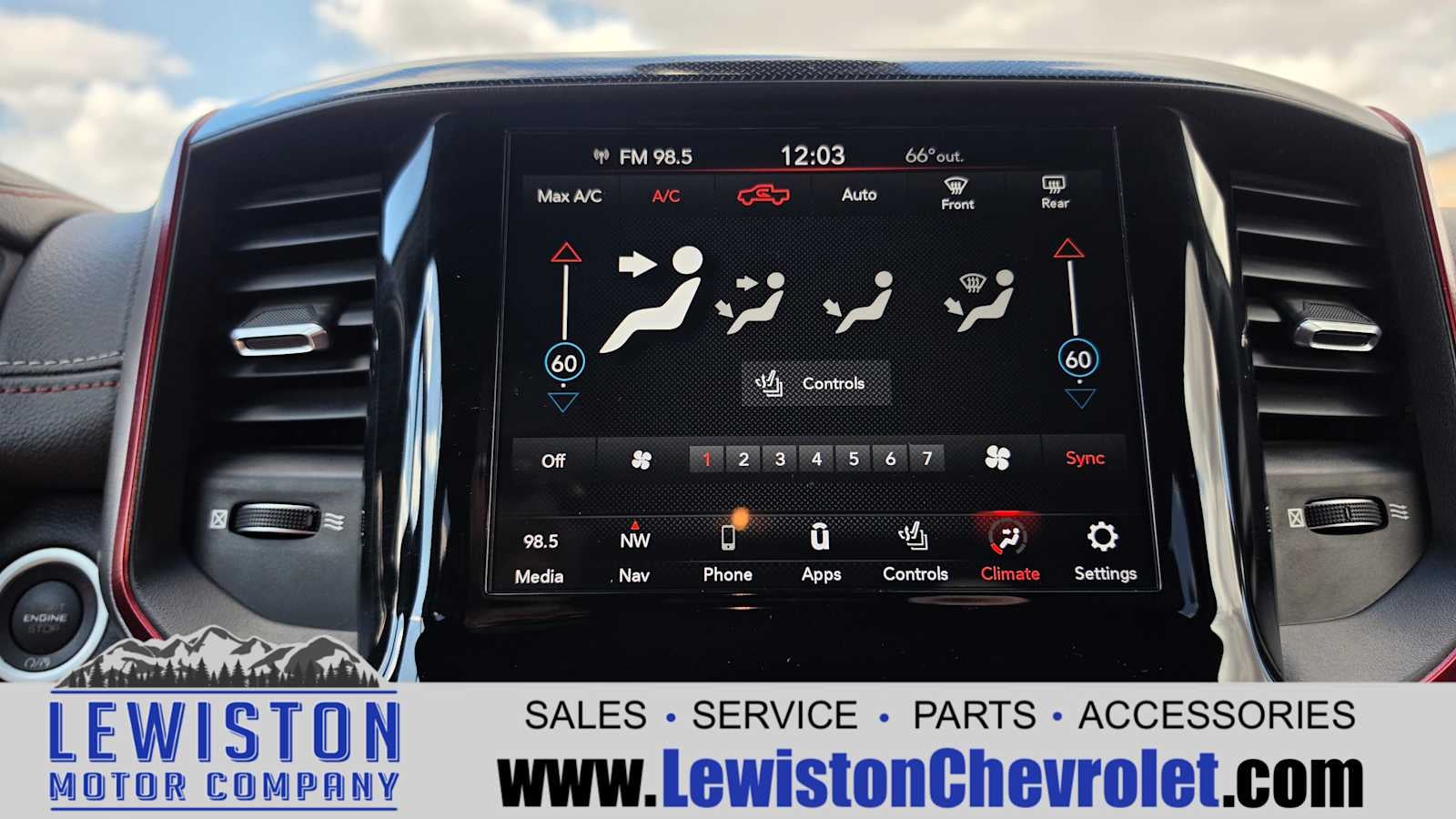 2019 RAM 1500 Rebel Crew Cab 4x4 5'7" Box