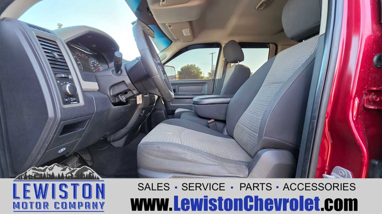 2011 RAM 1500 ST