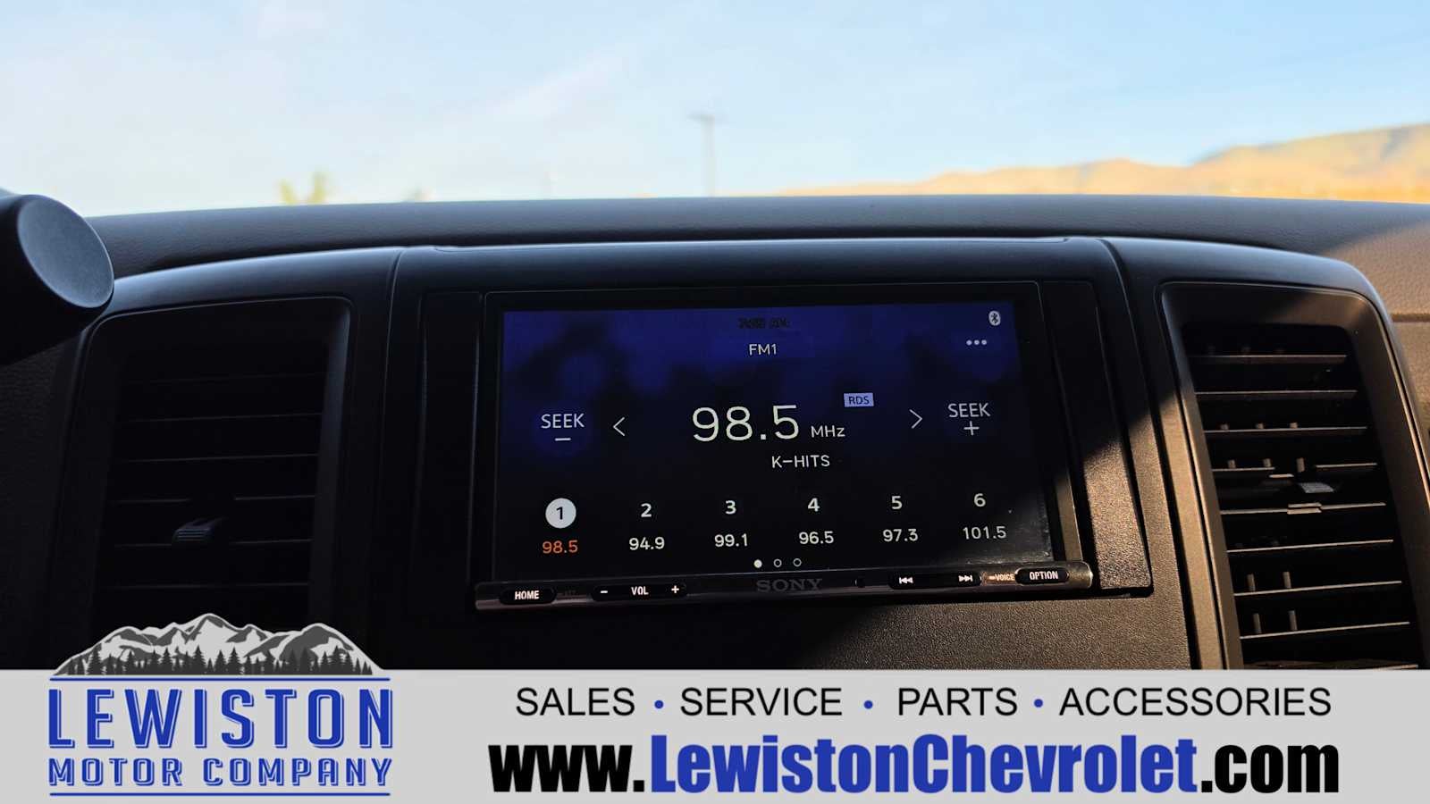 2011 RAM 1500 ST