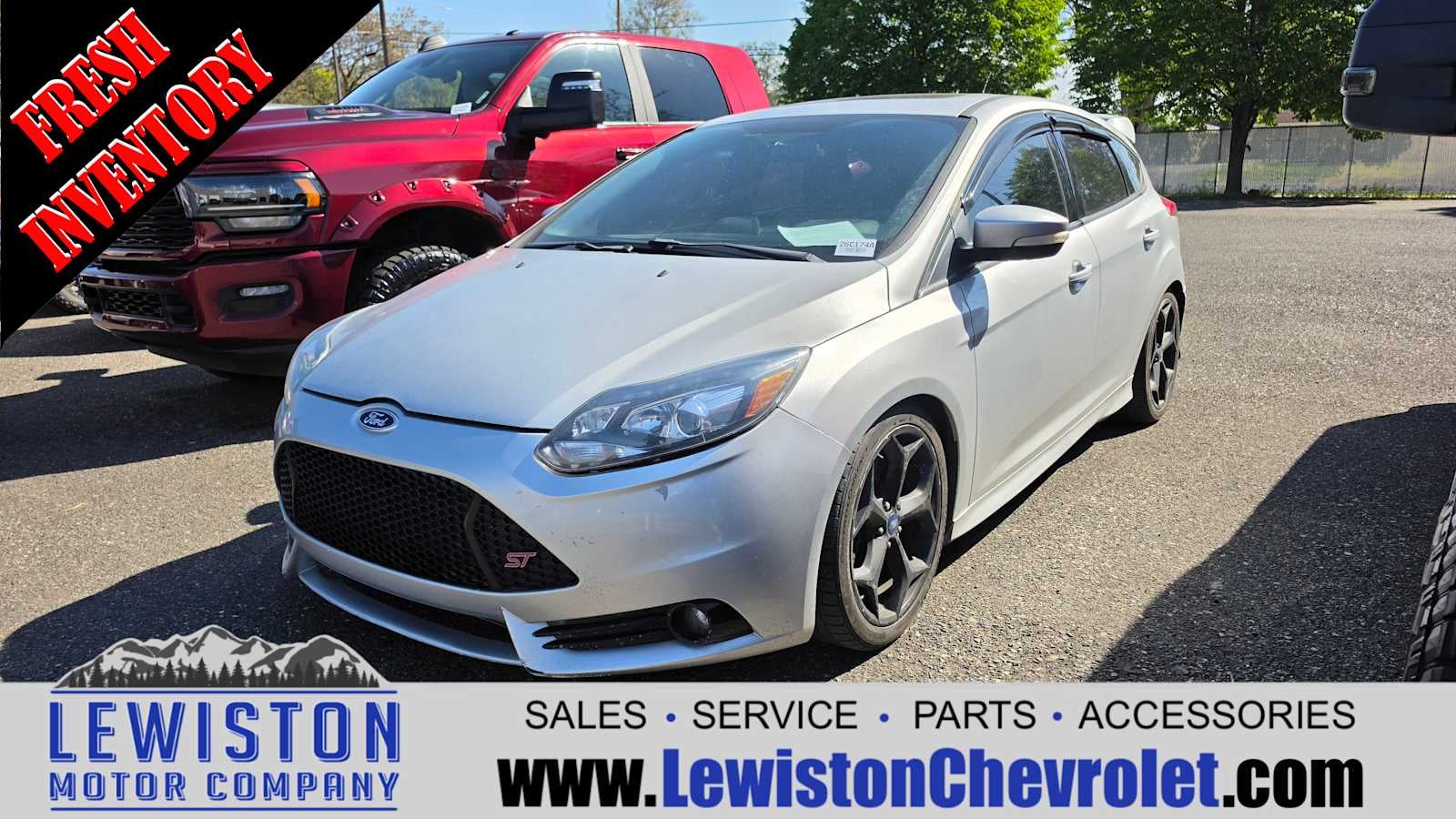 2013 Ford Focus 5 Door Hatch ST's photo