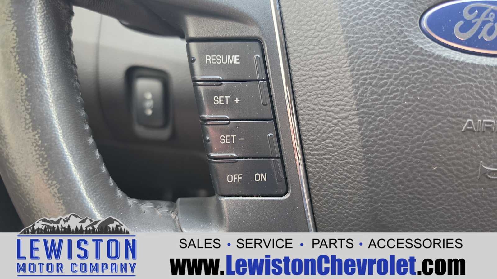 2011 Ford Taurus SEL