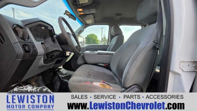 2012 Ford Super Duty F-350 SRW XL