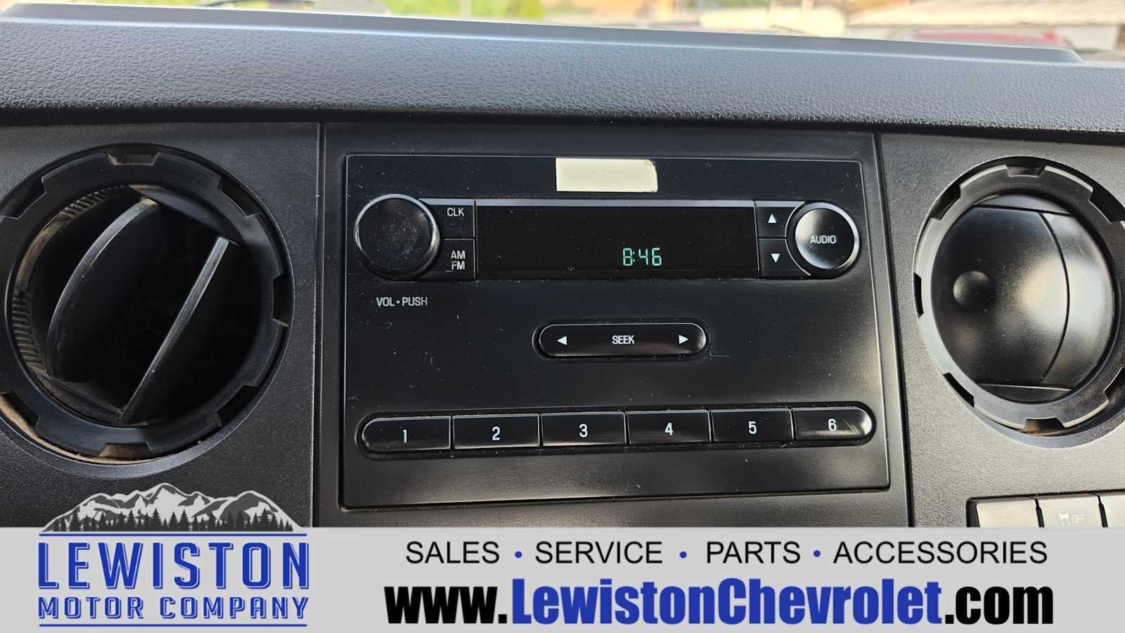 2012 Ford Super Duty F-350 SRW XL