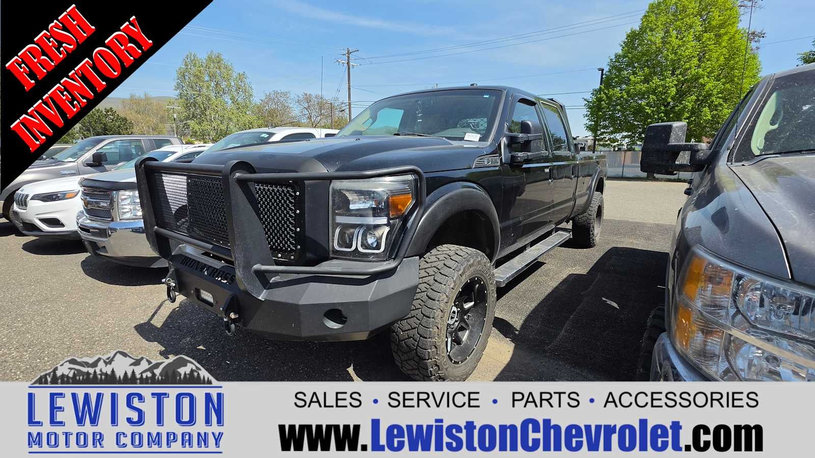 2012 Ford F-350 XL 4x4 Crew Cab 172-In SRW's photo