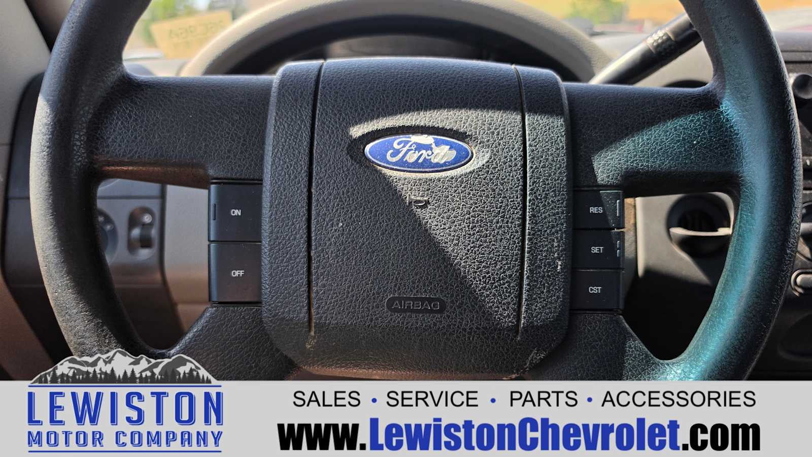 2005 Ford F-150 XLT