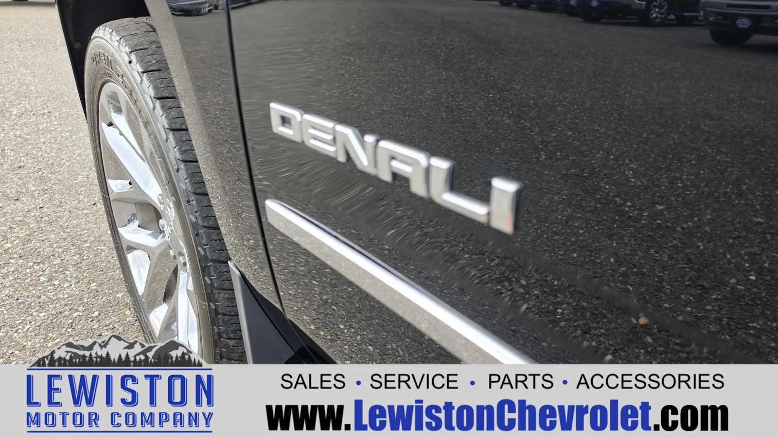 2017 GMC Yukon Denali