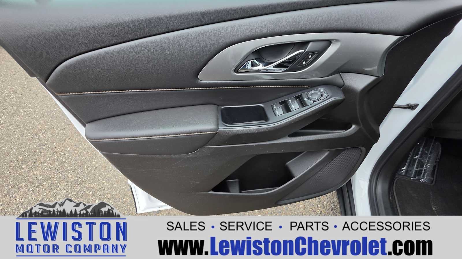 2021 Chevrolet Traverse LS