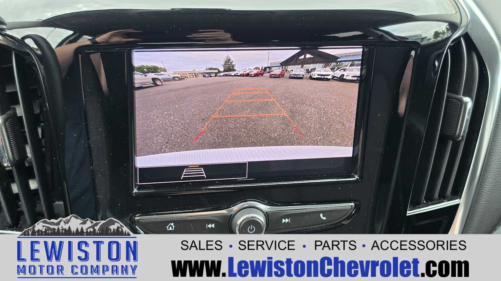 2021 Chevrolet Traverse LS
