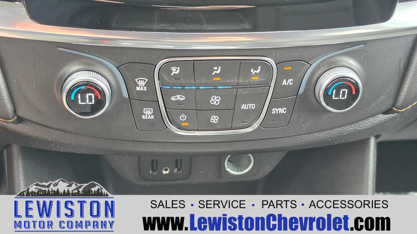 2021 Chevrolet Traverse LS
