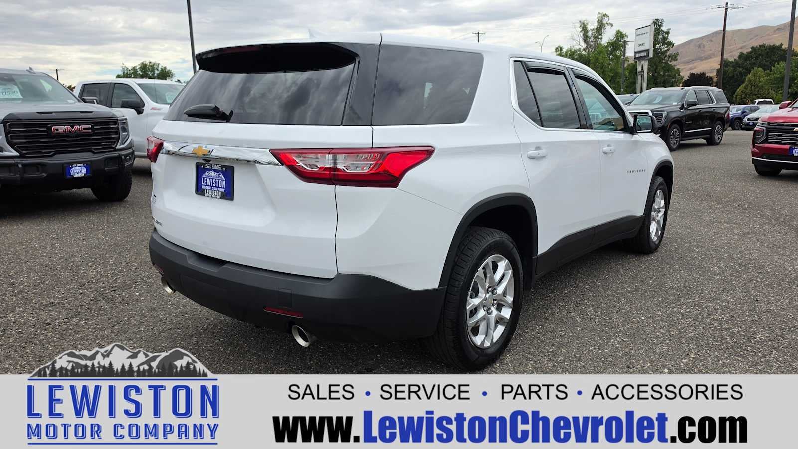 2021 Chevrolet Traverse LS