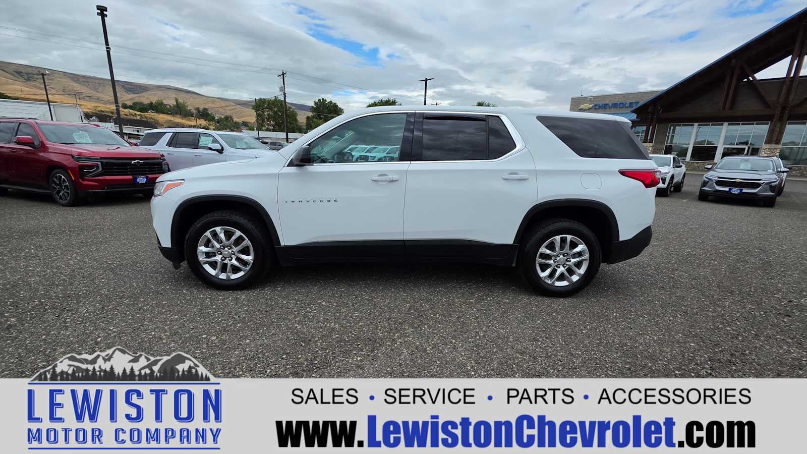 2021 Chevrolet Traverse LS