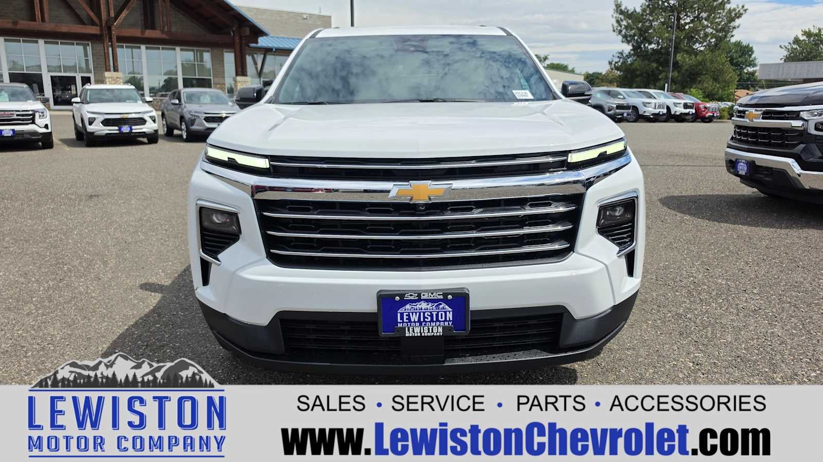 2026 Chevrolet Traverse LT