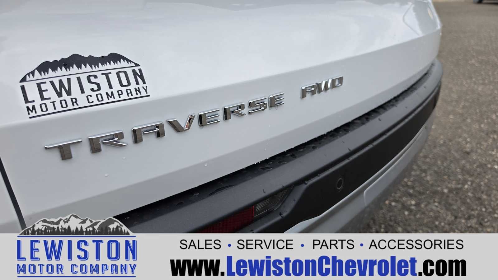 2026 Chevrolet Traverse LT