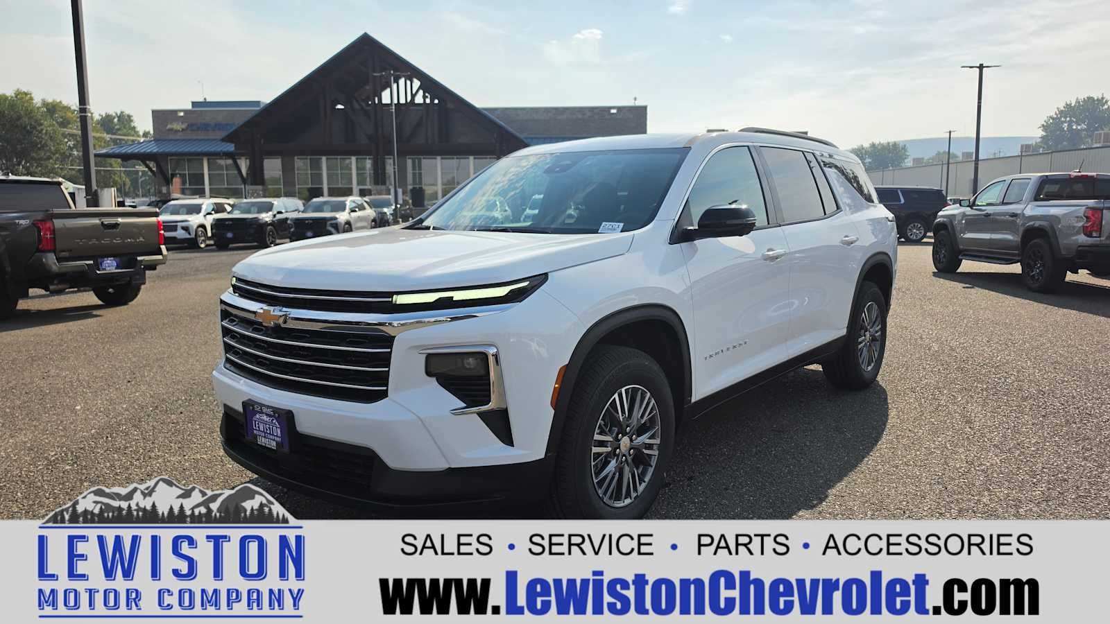 2027 Chevrolet Traverse LT