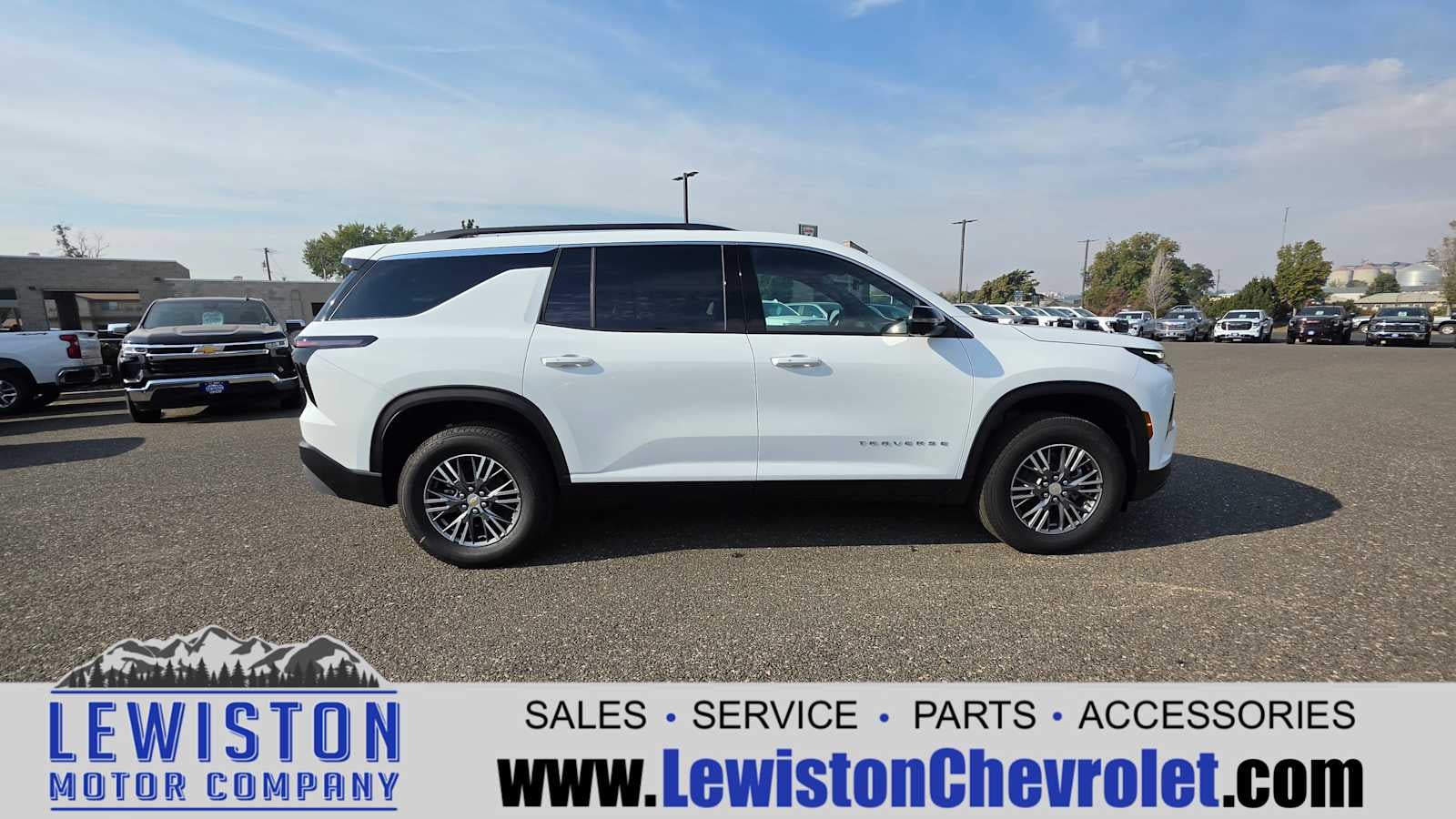 2027 Chevrolet Traverse LT