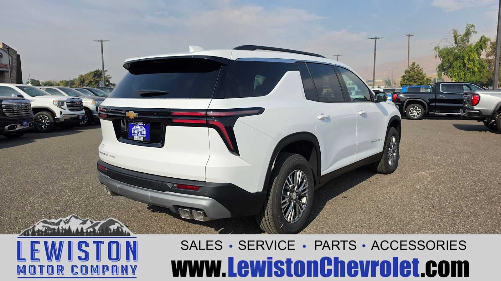 2027 Chevrolet Traverse LT