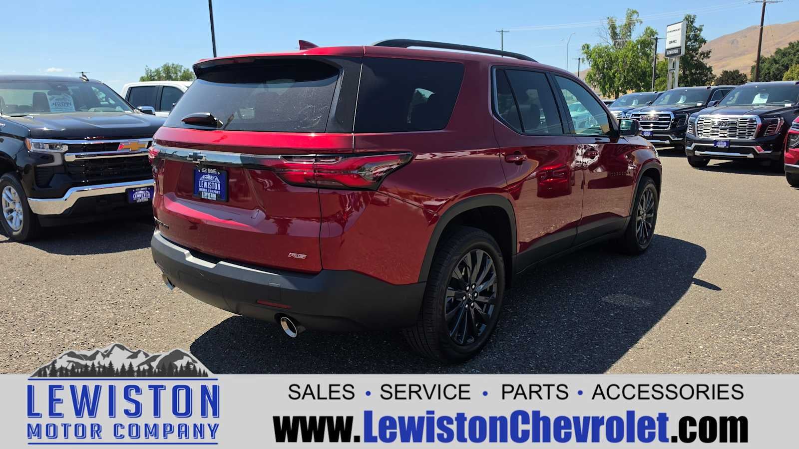 2023 Chevrolet Traverse RS