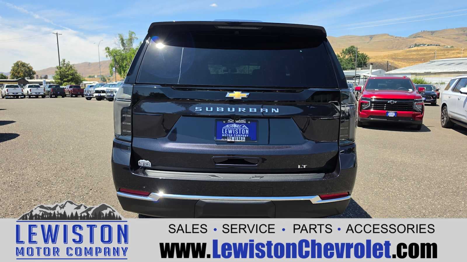2026 Chevrolet Suburban LT