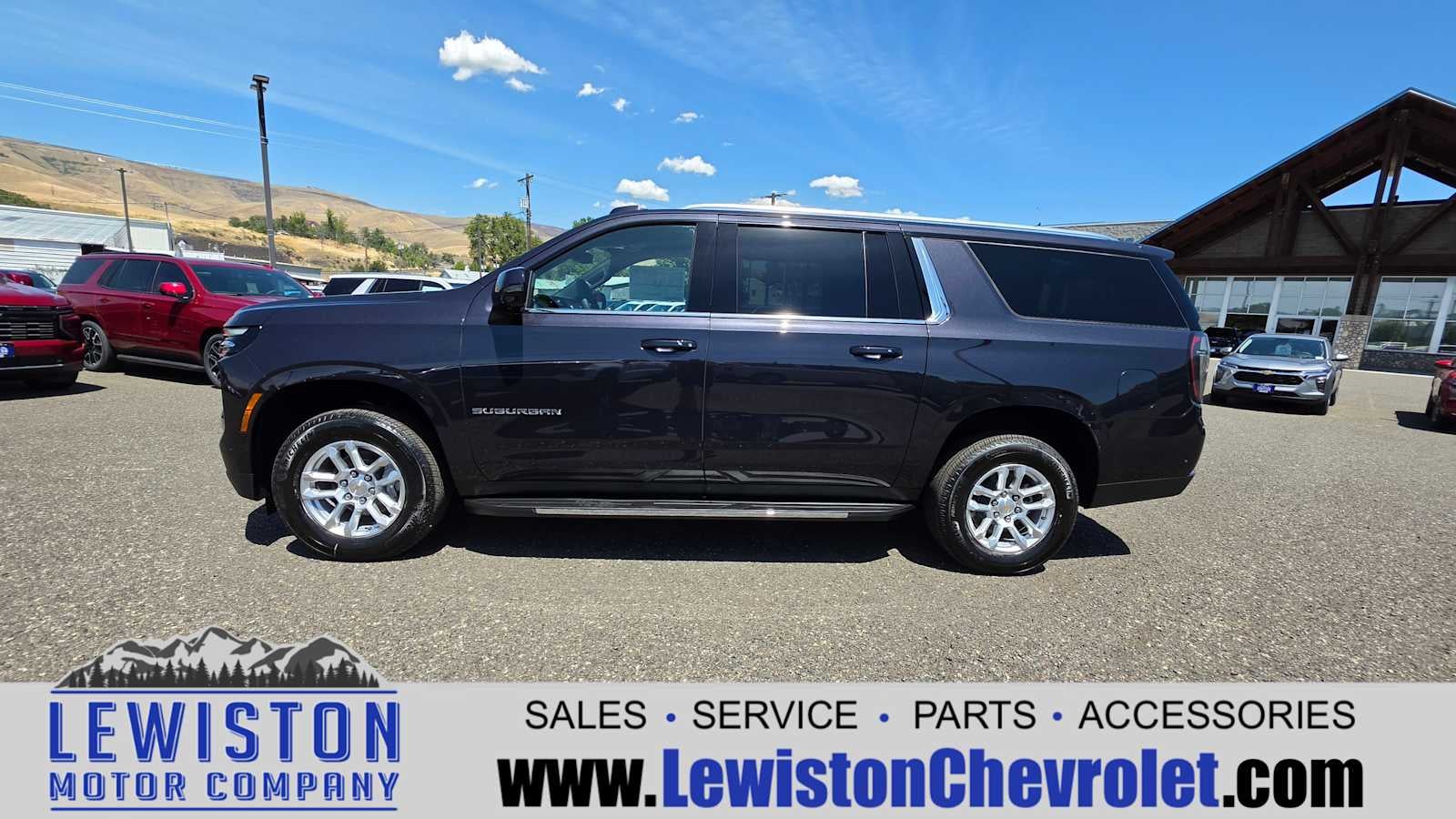 2026 Chevrolet Suburban LT