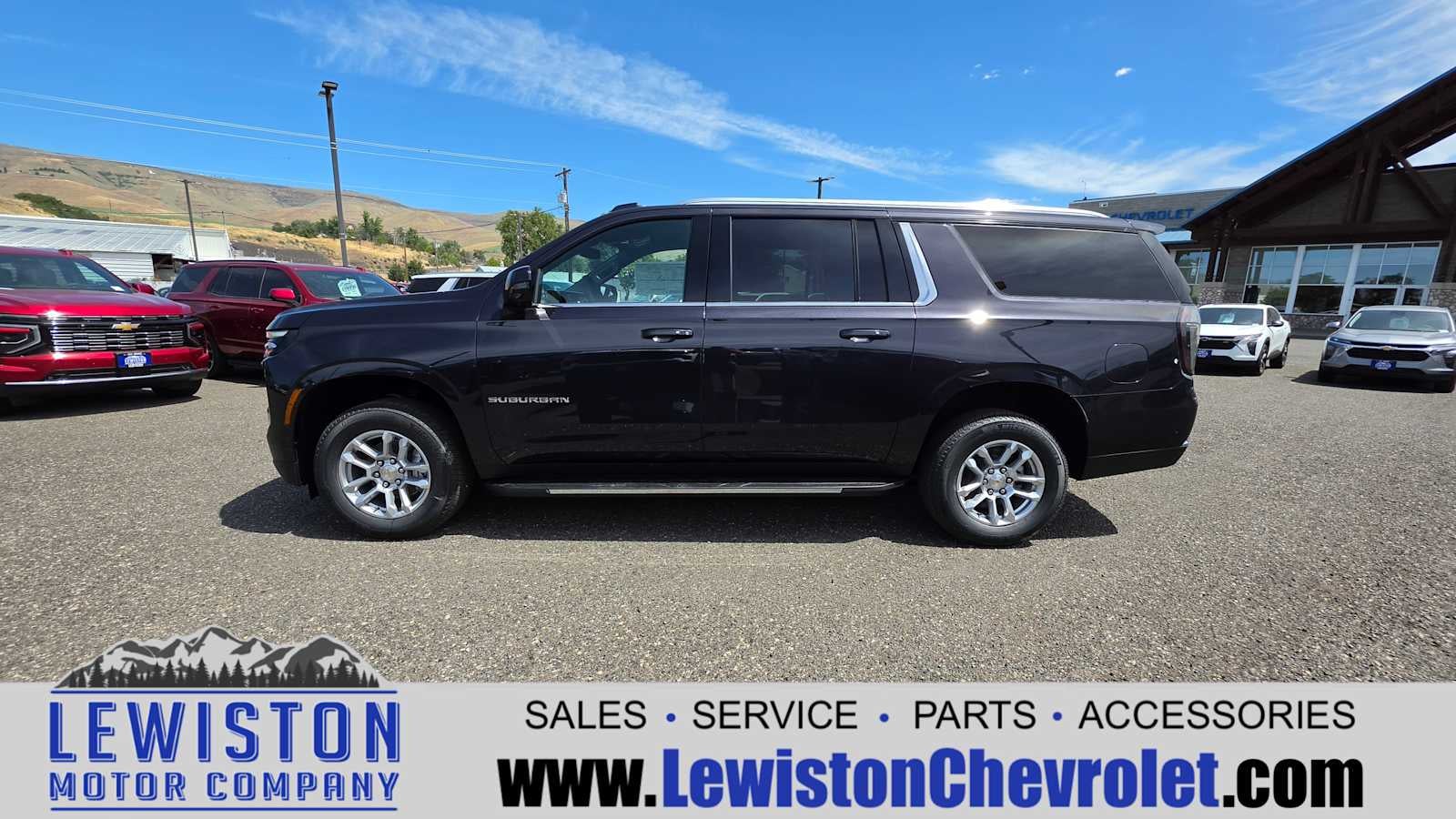 2026 Chevrolet Suburban LT