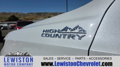 2026 Chevrolet Suburban High Country