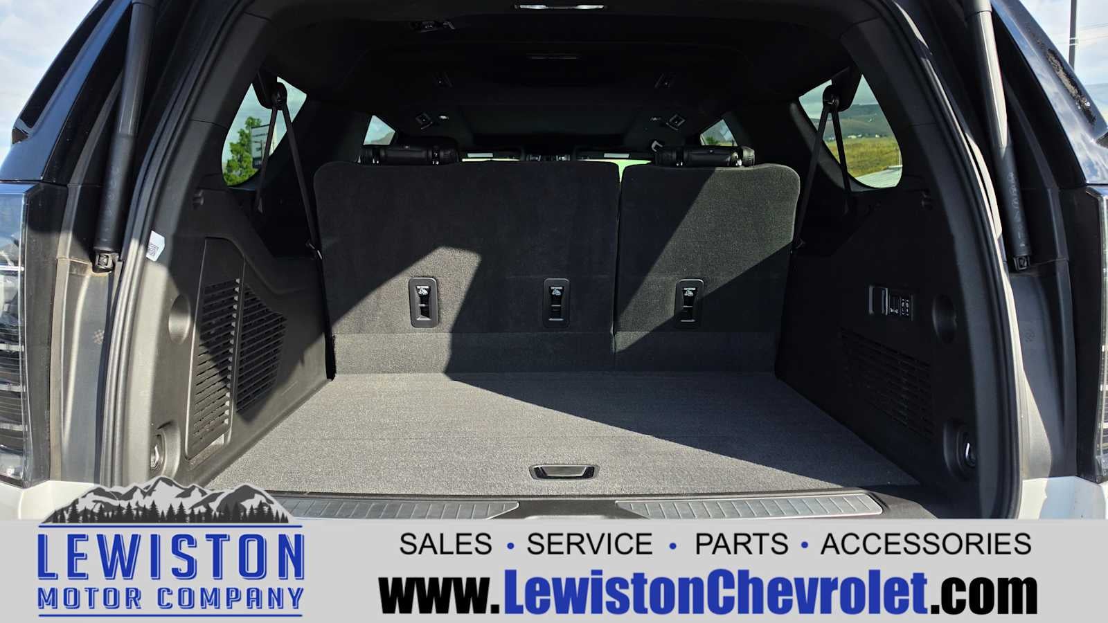 2025 Chevrolet Suburban High Country