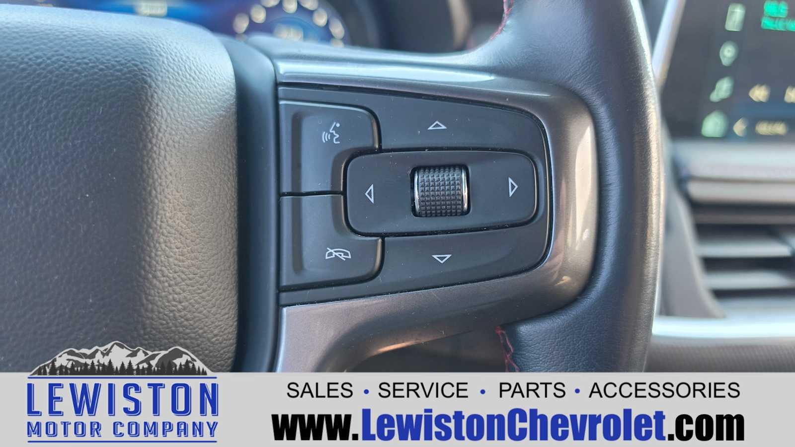 2022 Chevrolet Suburban RST