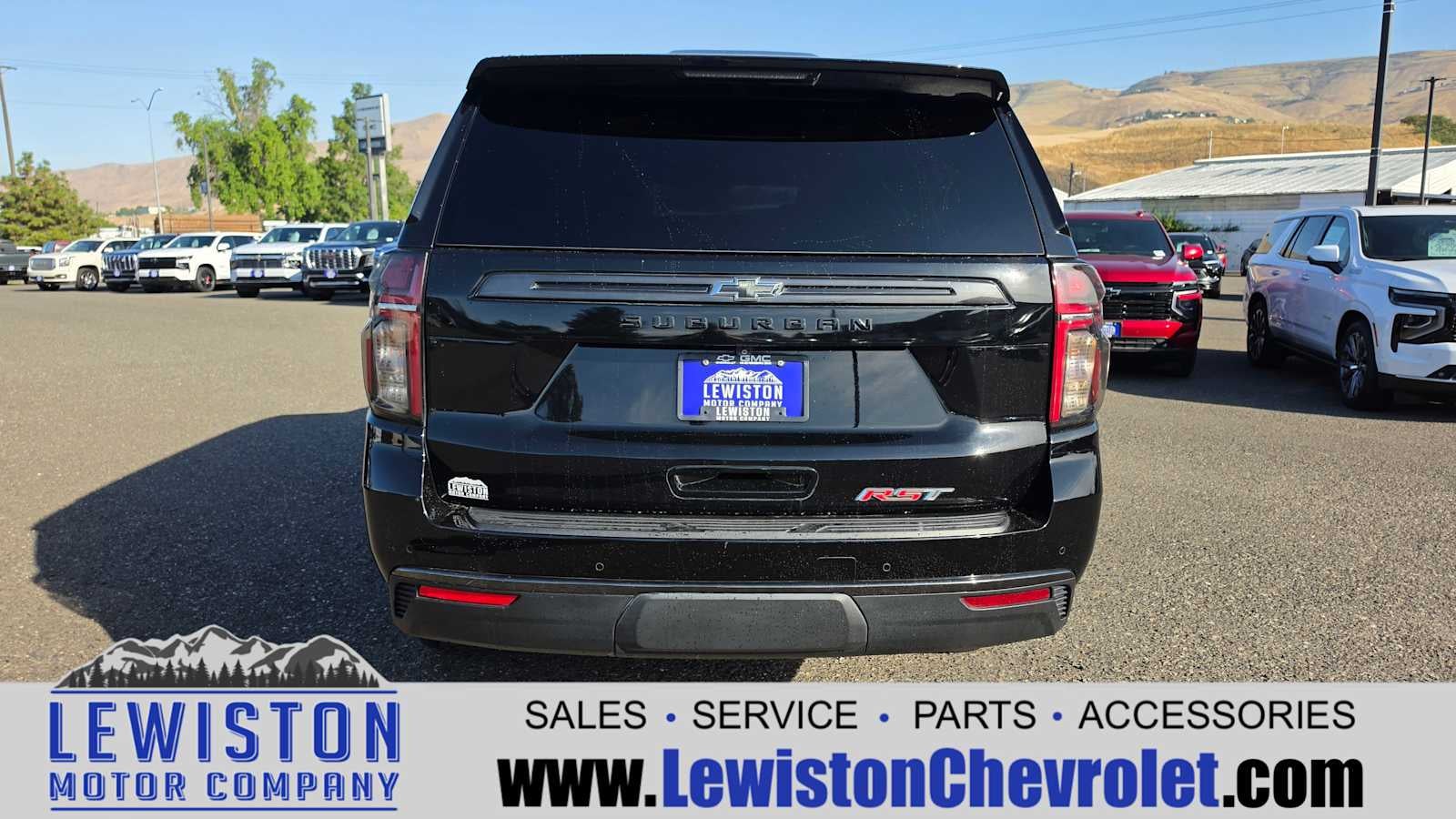 2022 Chevrolet Suburban RST
