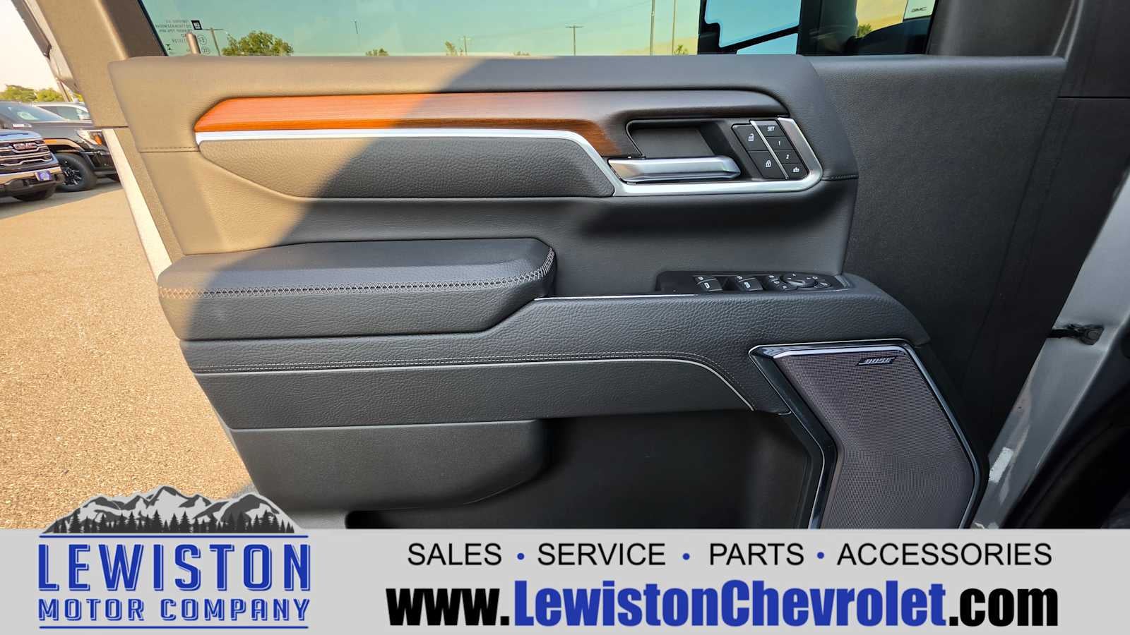 2025 GMC Sierra 2500 HD Denali