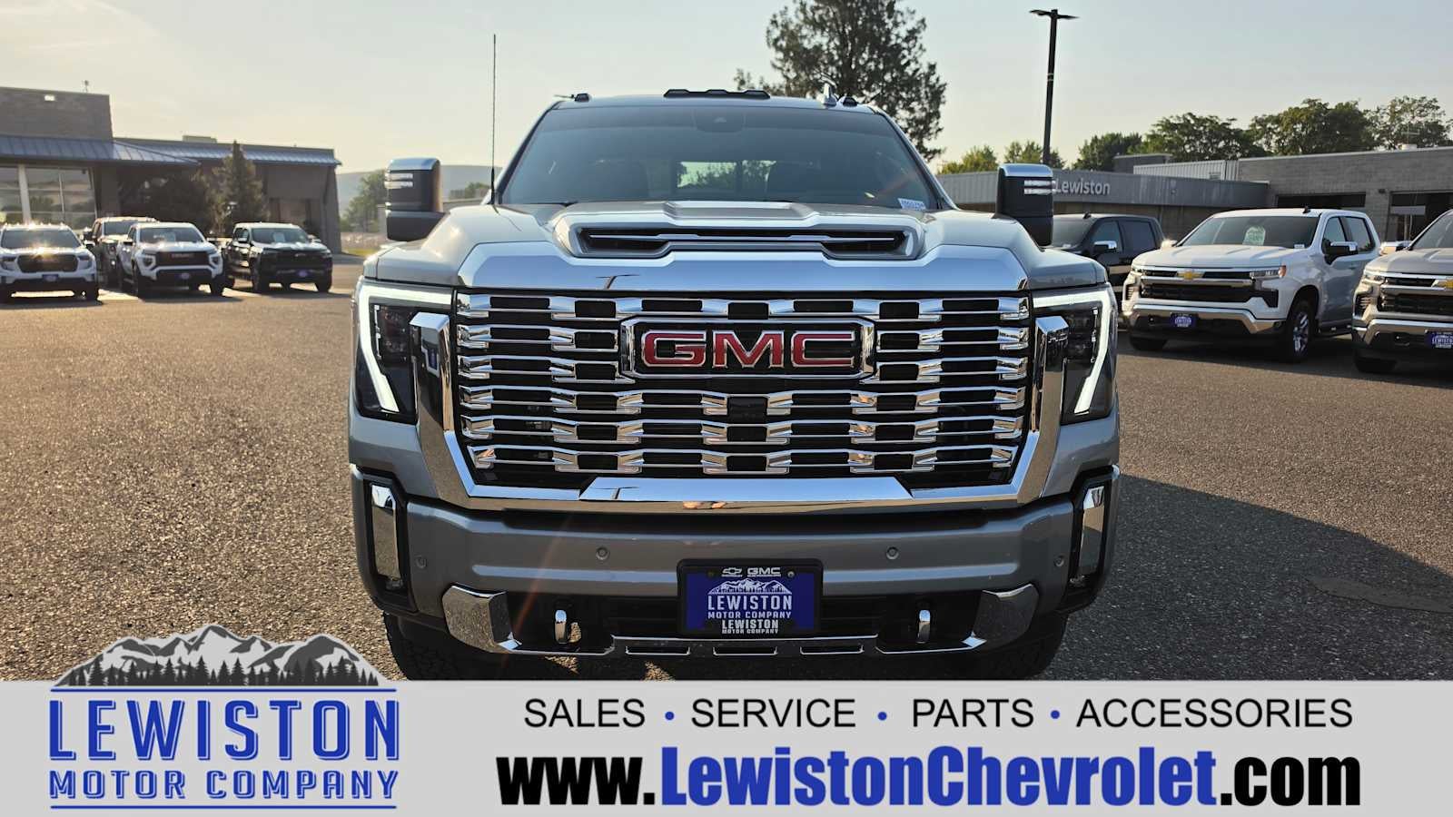 2025 GMC Sierra 2500 HD Denali