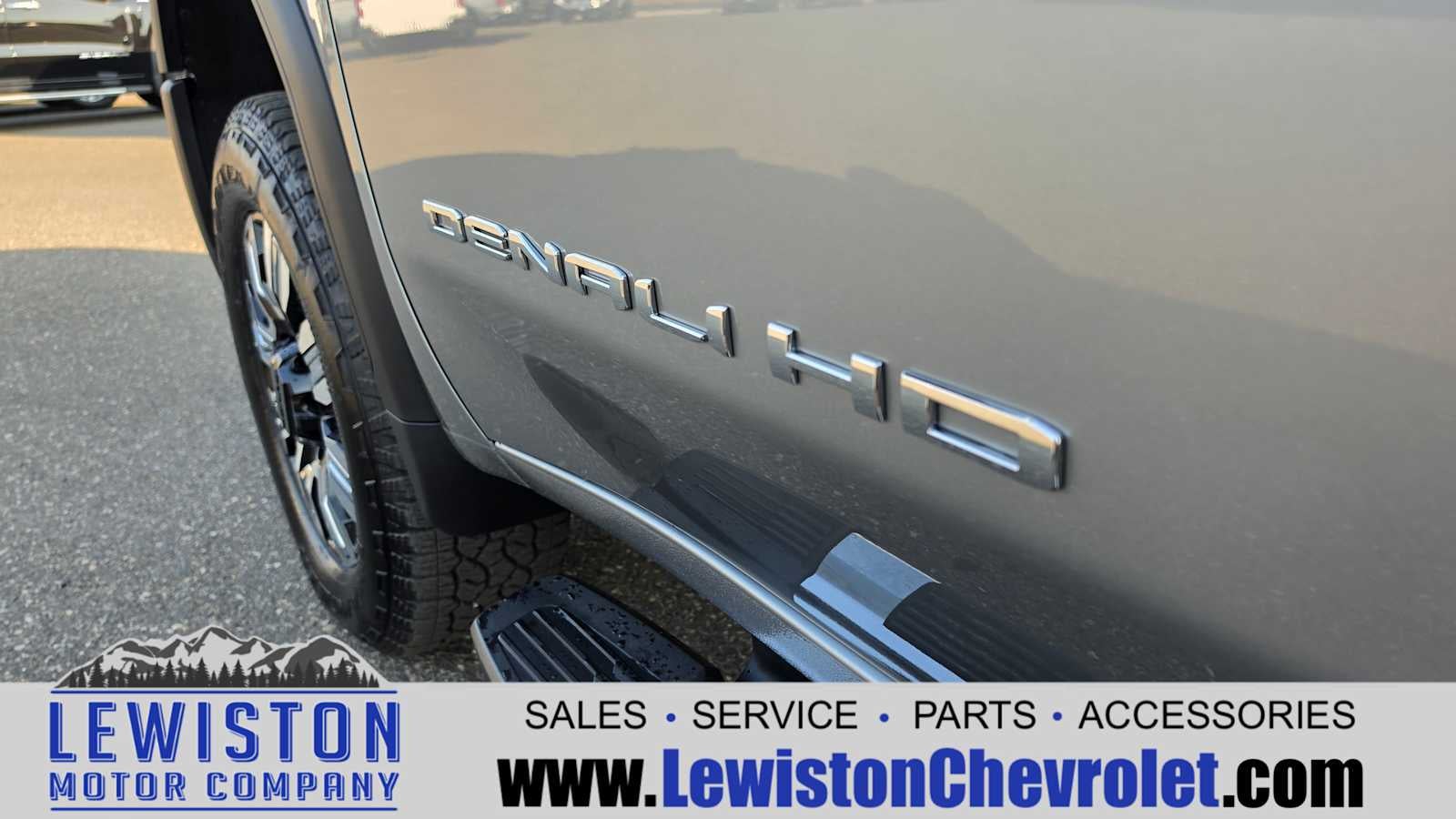 2025 GMC Sierra 2500 HD Denali