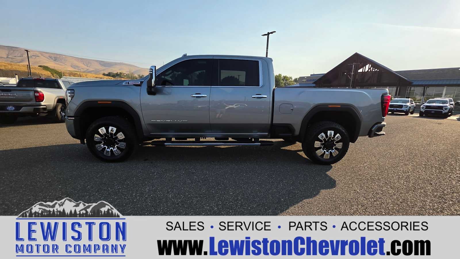 2025 GMC Sierra 2500 HD Denali