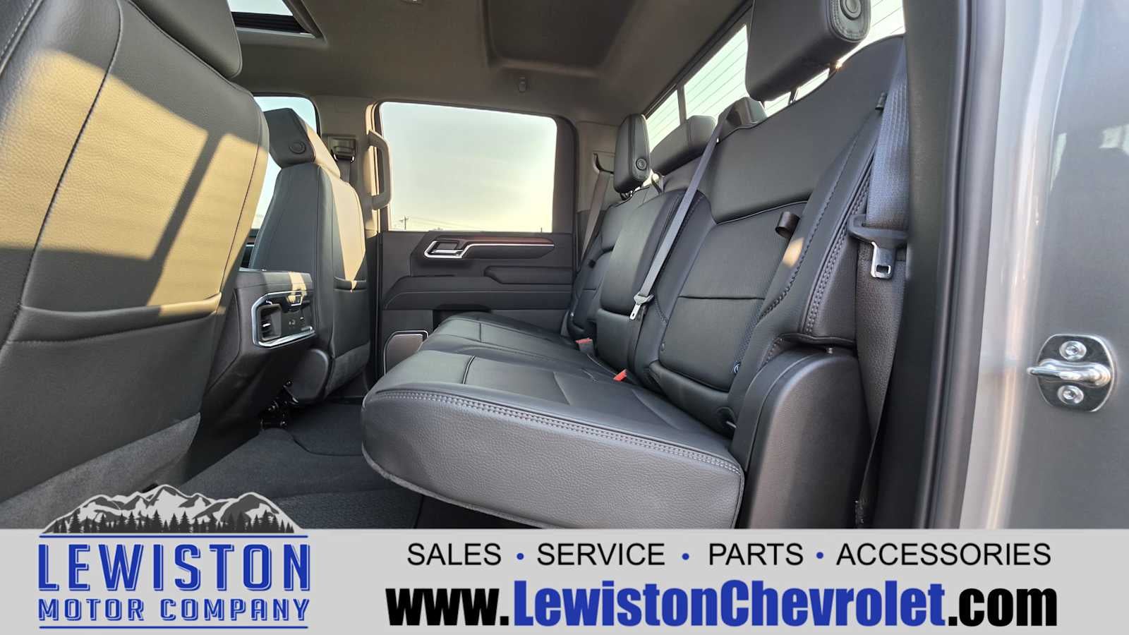 2025 GMC Sierra 2500 HD Denali
