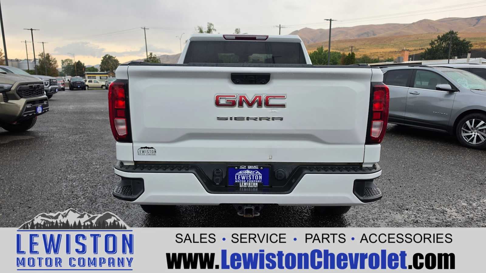 2023 GMC Sierra 1500 Pro