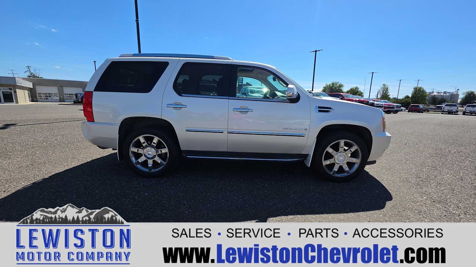 2008 Cadillac Escalade Standard