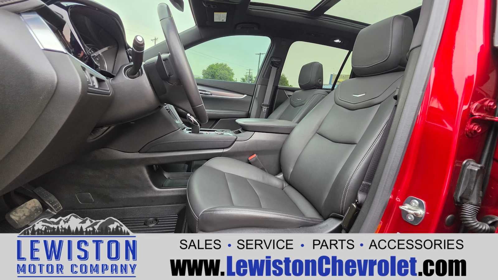 2024 Cadillac XT6 Luxury