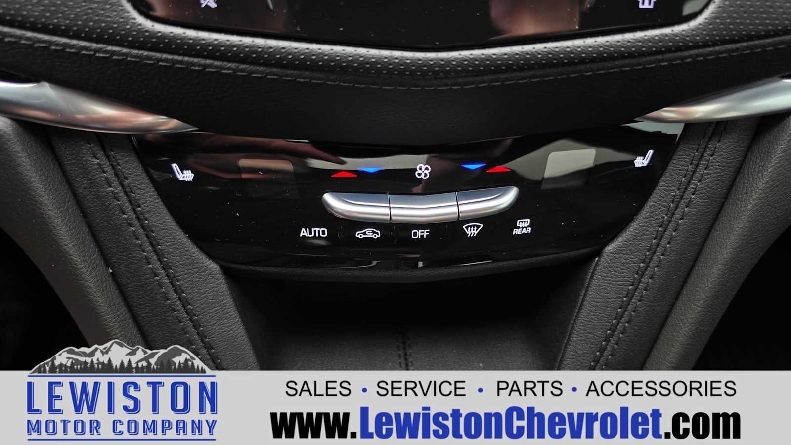 2024 Cadillac XT6 Luxury