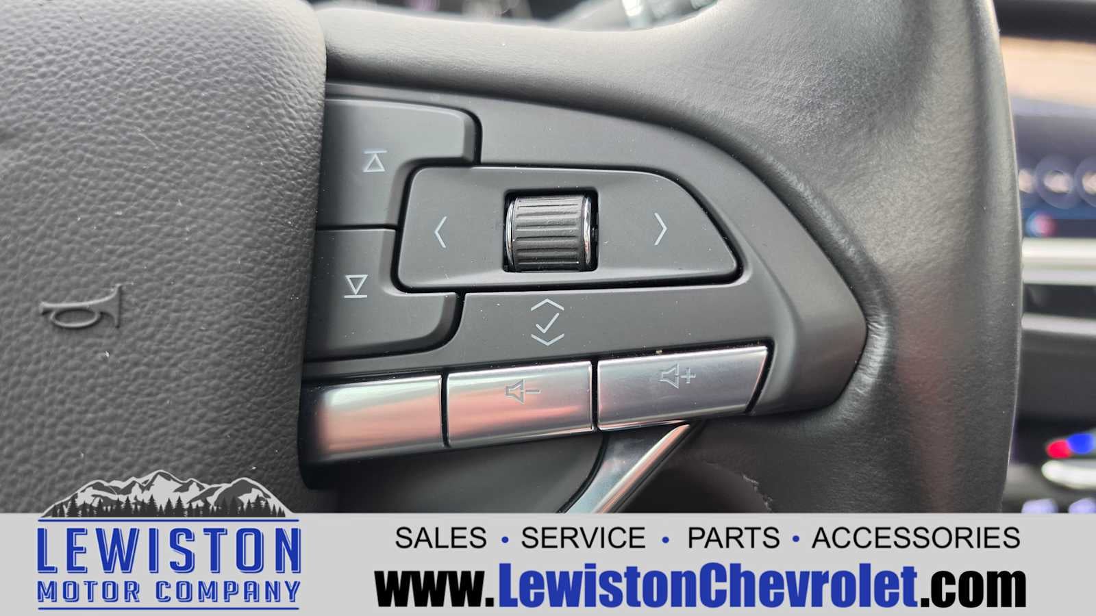 2024 Cadillac XT6 Luxury